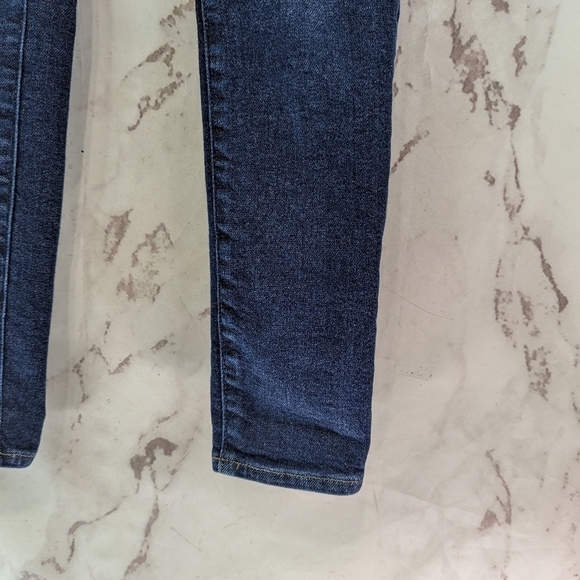 Madewell Jean Women 26 9 Inch Mid Rise Skinny Crop Dark Wash Orland Tencel MA938 - Picture 5 of 13